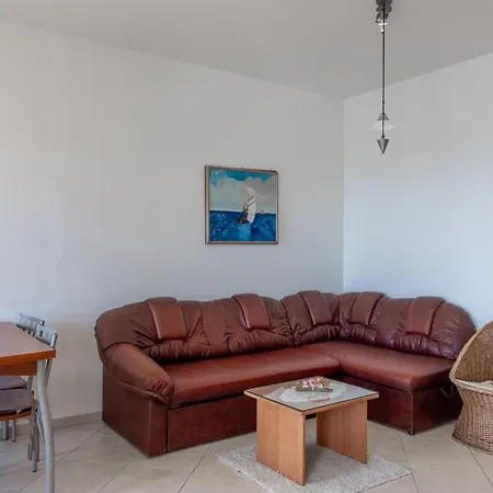 By The Sea - 23426 Apartment Vir