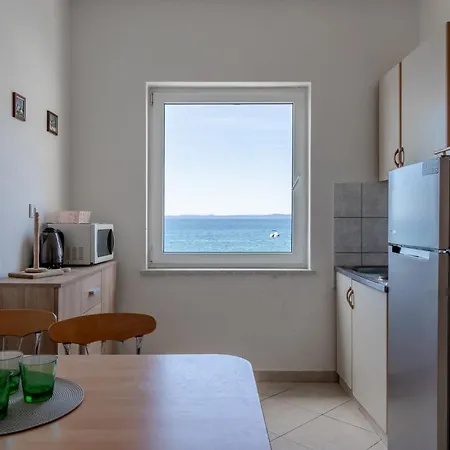 By The Sea - 23426 Vir